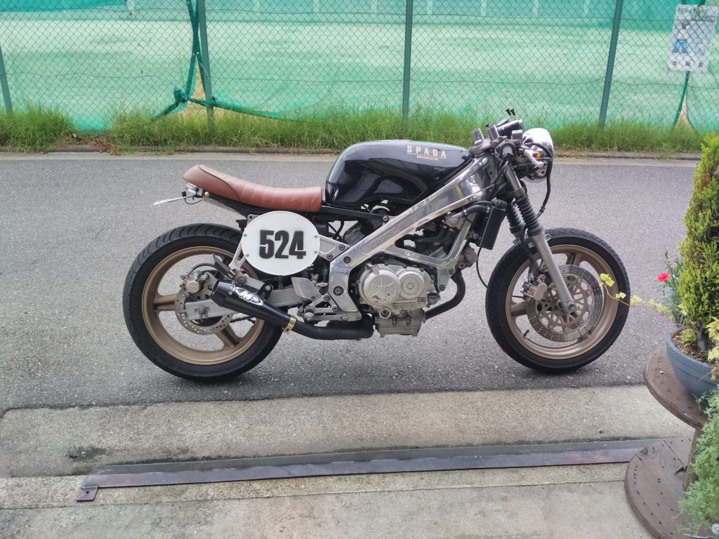 VT250 スパーダ レーサー 筑波 画像3本番外装も付属します スペア